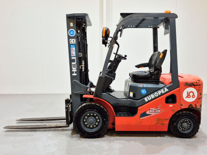 Carretilla elevadora diésel caterpillar DP18NTD