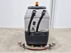 Fregadora Industrial Conductor Sentado bhior B860 - 3543004 | Europea de Carretillas