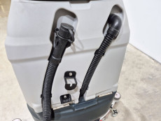 Fregadora Industrial Conductor Sentado bhior B860 - 3543004 | Europea de Carretillas