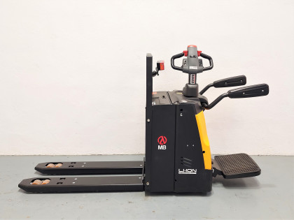 Transpaleta Electrica con plataforma mb forklift RPL201H (Litio) PESAJE RAVAS - 2929052 | Europea de Carretillas