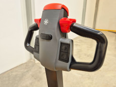 Transpaleta Electrica mb forklift EPT20-15ET2H (Gel y Rueda Goma) - 3875003 | Europea de Carretillas