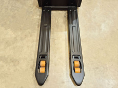 Transpaleta Electrica mb forklift EPT20-15ET2H (Gel y Rueda Goma) - 3875007 | Europea de Carretillas