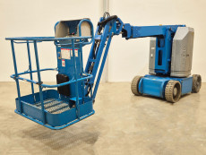 Plataforma Articulada Electrica genie Z30/20NRJ - 806023 | Europea de Carretillas