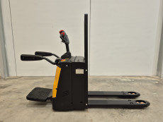 Transpaleta Electrica con plataforma mb forklift RPL201H (Litio) - 2929022 | Europea de Carretillas