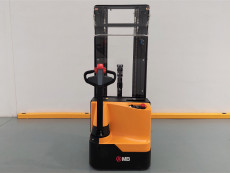 Apilador Electrico conductor a pie mb forklift WSA161L (Litio) 24V 205Ah - 3595012 | Europea de Carretillas