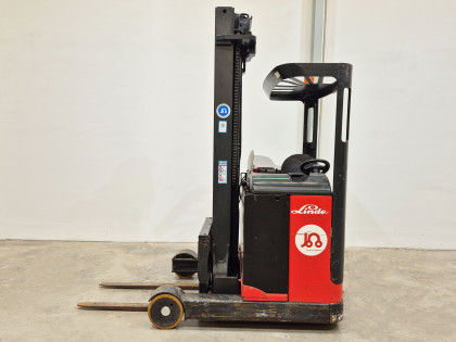 Carretilla Retractil conductor sentado linde R14 - 426031 | Europea de Carretillas