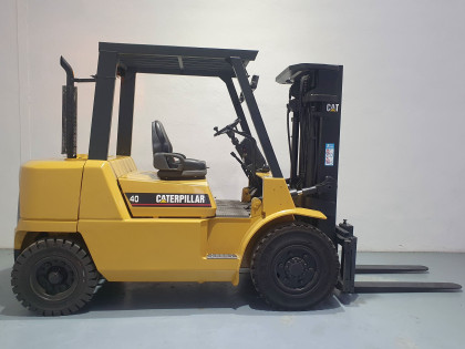 Carretilla Elevadora Diesel caterpillar DP40K-MC - 1238003 | Europea de Carretillas 2