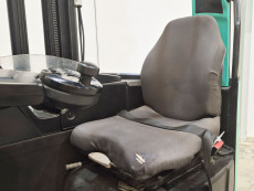 Carretilla Retractil conductor sentado mitsubishi RB16NH - 1315002 | Europea de Carretillas