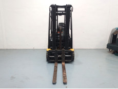 Carretilla Elevadora Electrica 3 ruedas caterpillar EP16ANT - 2700006 | Europea de Carretillas