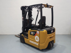 Carretilla Elevadora Electrica 3 ruedas caterpillar EP16ANT - 2700006 | Europea de Carretillas