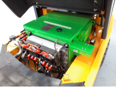 Carretilla Elevadora Electrica 4 ruedas mb forklift EFL302 (Litio) - 3185011 | Europea de Carretillas