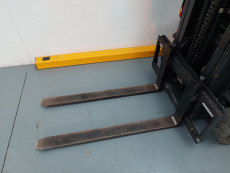 Carretilla Elevadora Electrica 3 ruedas linde E15 EVO - 3200002 | Europea de Carretillas