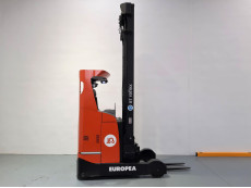 Carretilla Retractil conductor sentado bt RRE-180-E - 3213002 | Europea de Carretillas
