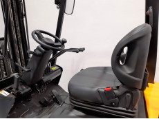 Carretilla Elevadora Electrica 4 ruedas mb forklift EFL181 (Litio) - 3234004 | Europea de Carretillas