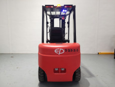 Carretilla Elevadora Electrica 4 ruedas mb forklift EFL252 (Litio) - 3258006 | Europea de Carretillas