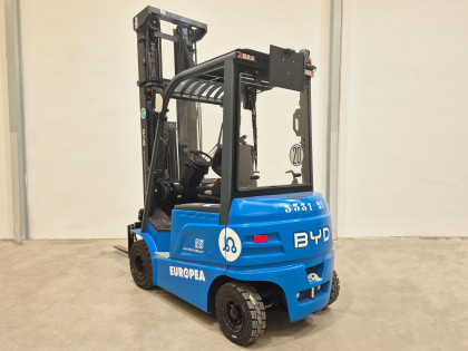 Carretilla Elevadora Electrica 4 ruedas byd SEF25B - 3331021 | Europea de Carretillas 2