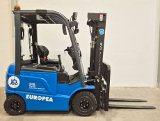 Carretilla Elevadora Electrica 4 ruedas byd SEF25B - 3331022 | Europea de Carretillas