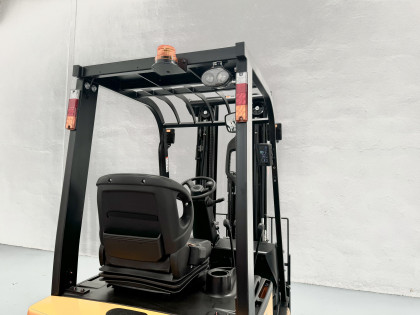 Carretilla Elevadora Electrica 3 ruedas mb forklift CPD18TVL (Litio) 80V 205Ah - 3521021 | Europea de Carretillas 2