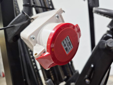 Carretilla Elevadora Electrica 3 ruedas ep CPD18TVL (Litio) 80V 205Ah - 3521028 | Europea de Carretillas