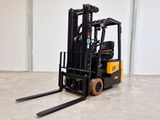 Carretilla Elevadora Electrica 3 ruedas mb forklift CPD18TVL (Litio) 80V 205Ah - 3521040 | Europea de Carretillas