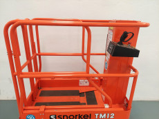 Plataforma Vertical Electrica snorkel TM12 - 3596005 | Europea de Carretillas