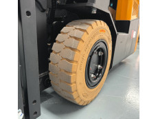 Carretilla Elevadora Electrica 3 ruedas mb forklift CPD15TVL (Litio) 80V 150Ah - 3781013 | Europea de Carretillas