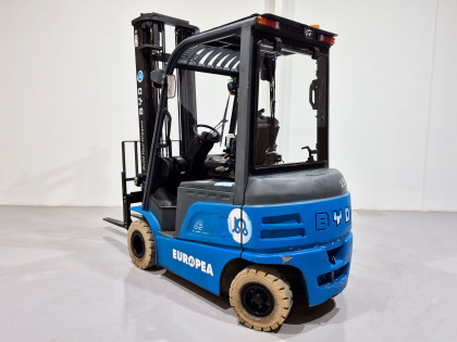 Carretilla Elevadora Electrica 4 ruedas byd ECB25C (Litio) 80V 270Ah - 2265040 | Europea de Carretillas 2