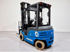 Carretilla Elevadora Electrica 4 ruedas byd ECB25C (Litio) 80V 270Ah - 2265040 | Europea de Carretillas