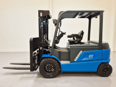 Carretilla Elevadora Electrica 4 ruedas byd ECB50C (Litio) 80V 540Ah - 2465011 | Europea de Carretillas