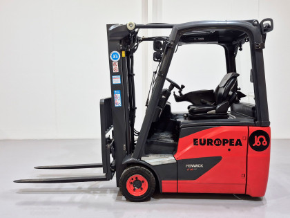 Carretilla Elevadora Electrica 3 ruedas linde E16H-02 (serie 386) - 2474003 | Europea de Carretillas