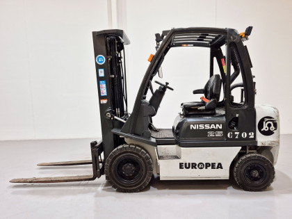 Carretilla Elevadora Diesel unicarriers Y1D2A25Q - 2511008 | Europea de Carretillas