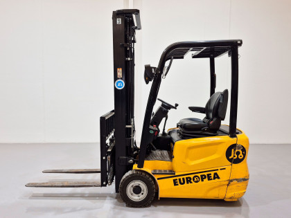 Carretilla Elevadora Electrica 3 ruedas mb forklift CPDS15-AC6 - 2559002 | Europea de Carretillas
