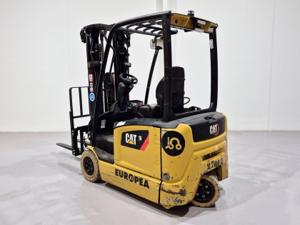 Carretilla Elevadora Electrica 3 ruedas caterpillar EP16ANT - 2700005 | Europea de Carretillas 2