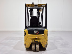 Carretilla Elevadora Electrica 3 ruedas caterpillar EP16ANT - 2700005 | Europea de Carretillas