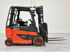 Carretilla Elevadora Electrica 4 ruedas linde E25H-01/600 - 2748003 | Europea de Carretillas
