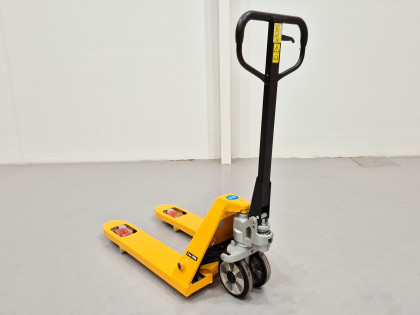 Transpaleta Manual mb forklift HPT-A QL 540X800 - 2813001 | Europea de Carretillas 2