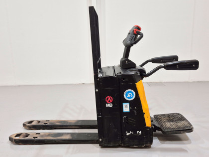 Transpaleta Electrica con plataforma mb forklift RPL201H (Litio) - 2929073 | Europea de Carretillas