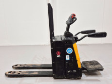 Transpaleta Electrica con plataforma mb forklift RPL201H (Litio) - 2929073 | Europea de Carretillas