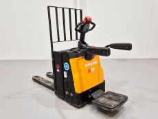 Transpaleta Electrica con plataforma mb forklift RPL201H (Litio) - 2929073 | Europea de Carretillas