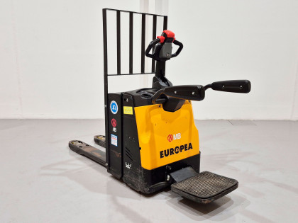 Transpaleta Electrica con plataforma mb forklift RPL201H (Litio) - 2929090 | Europea de Carretillas 2