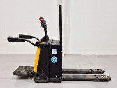 Transpaleta Electrica con plataforma mb forklift RPL201H (Litio) - 2929090 | Europea de Carretillas