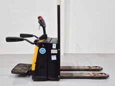 Transpaleta Electrica con plataforma mb forklift RPL201H (Litio) - 2929099 | Europea de Carretillas