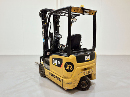 Carretilla Elevadora Electrica 3 ruedas caterpillar EP16ACNT - 2930005 | Europea de Carretillas 2