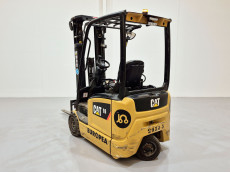 Carretilla Elevadora Electrica 3 ruedas caterpillar EP16ACNT - 2930005 | Europea de Carretillas