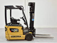 Carretilla Elevadora Electrica 3 ruedas caterpillar EP16ACNT - 2930005 | Europea de Carretillas