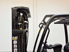 Carretilla Elevadora Electrica 3 ruedas caterpillar EP16ACNT - 2930005 | Europea de Carretillas