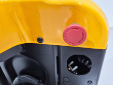 Transpaleta Electrica mb forklift EPL154 (Litio) 24V 30Ah - 3125124 | Europea de Carretillas