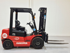 Carretilla Elevadora Electrica 4 ruedas mb forklift EFL252 (Litio) - 3258003 | Europea de Carretillas