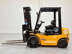 Carretilla Elevadora Electrica 4 ruedas mb forklift EFL252 (Litio) 80V 205Ah - 3258023 | Europea de Carretillas