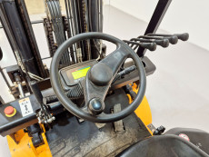 Carretilla Elevadora Electrica 4 ruedas mb forklift EFL252 (Litio) 80V 205Ah - 3258023 | Europea de Carretillas
